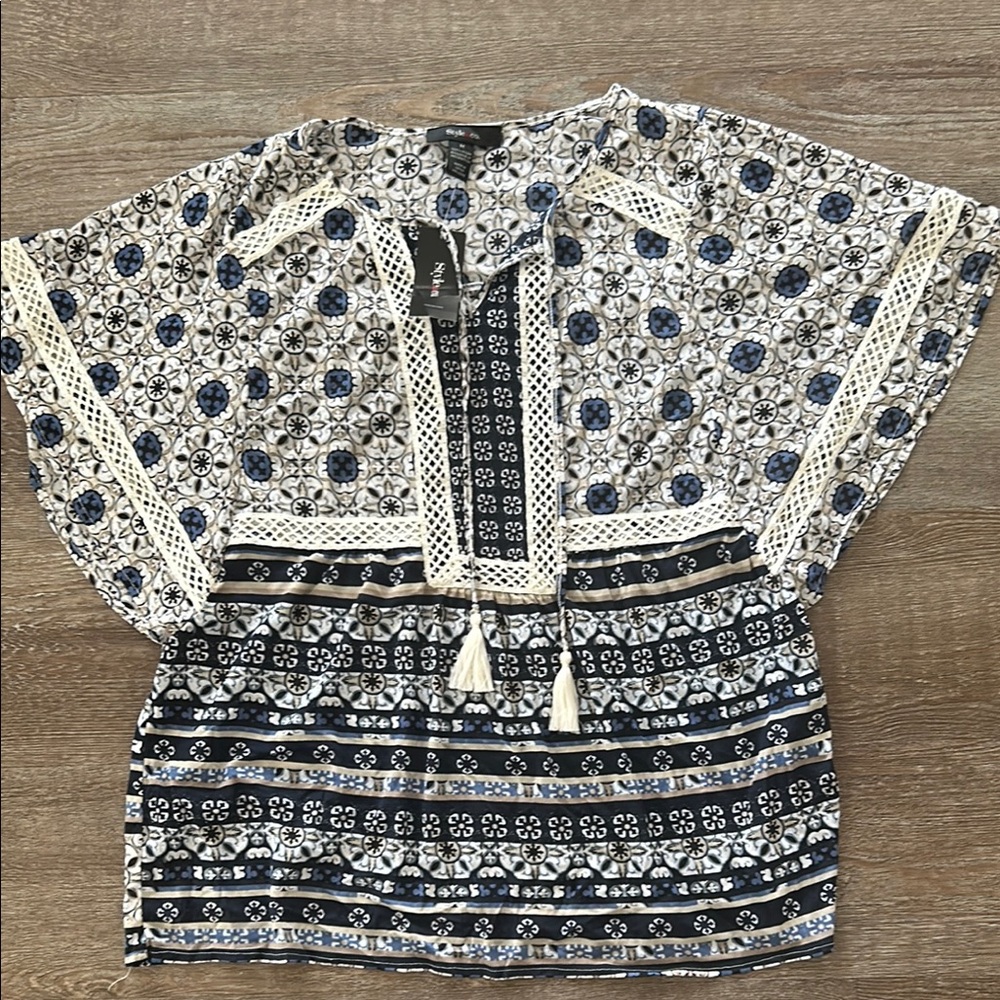 Style&Co Women's Black and White Patterned Top